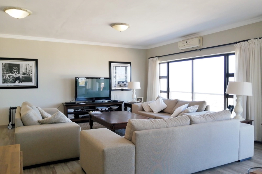 8 Bedroom Property for Sale in Tergniet Western Cape